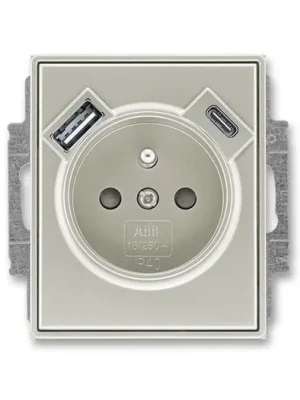 Nízká Cena ABB 5569E-A32357 32 Time®, Time® Arbo Zásuvka jednoduchá s ochrannými clonkami a USB-A + USB-C STAROSTŘÍBRNÁ